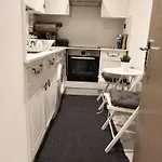 Central London Property-Ensuite, Double And Budget Room