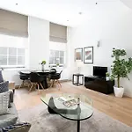 Lovely 2 Beds Flat - A/C - Lift.