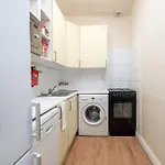 Cozy Maisonette Near Abbey Road