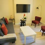 Stylish Apartment In London, E14