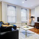 Hybrid Resi - London, Battersea Near Power Station