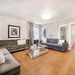 Aircon 2 Bedr, 3 Beds, 2 Bath Covent Garden, Subway