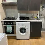 Studio Flat In Central London-Paddington