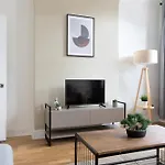 The Aldgate Flat