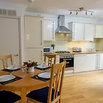 Spectacular 3 Bed In Blackheath