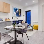 Hybrid Resi - London, Fulham Near Chelsea And Putney