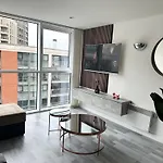 Glam Escape: Lavish Haven
