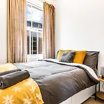 Luxstay2 Earls Court Apartment - Sleeps Up To 8