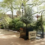 St Paul\'S Hotel