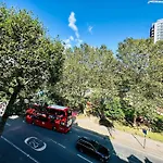 Unique Studio Flat In City 1110