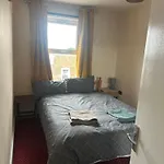 Lovely Woodford One Bedroom Apartment