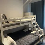 Flat 5 Sia