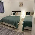 Private Room In Sidmouth Street, Kings Cross