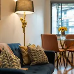 Luxurious Central London 1 Bed - Lake View