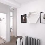 Hyde Park 3 Bedroom Flat