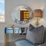 Prestige London Living - 2Bd Flat With Ac And Private Balcony Facing Harrods