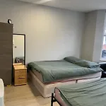 Sterne Street 4 Person Room