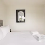Penthousestays Wimbledon - Chic 2 Bedroom King Bed Apartment With Balcony - 2 Mins From Wimbledon Tennis Club And Museum - Aeltc