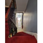 Fg2- Mezzanine Flat Fits 3 Near Hyde Park