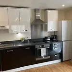 Two Bedroom House By Brookland Stays Serviced Accommodation Short Lets London With Free Wifi & Parking