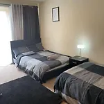 Two Bedroom House By Brookland Stays Serviced Accommodation Short Lets London With Free Wifi & Parking