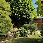 Luxurious 3Bed House With Spa Bath & Garden