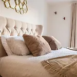 Modern Central London 2Bd Flat Near Victoria