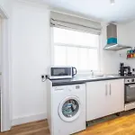 1 Bedroom Flat In Notting Hill