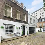 Stylish Knightsbridge Flat