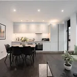 Hoxton By Capital