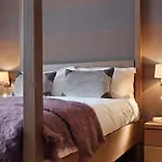 Cadogan Square Luxury 2 Bedroom Apartmentii