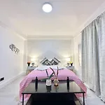 Beautiful Apartment Near Mayfair