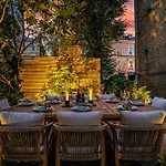 Stunning Chelsea Garden Apartment