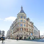 Stylish Studio In Piccadilly Central London Vr2