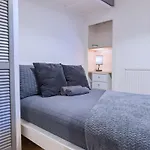 Liberty Stockwell Rooms