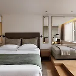 Royal Garden Hotel