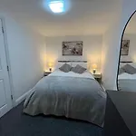 Stylish Getaway In Central London