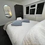 Stylish Getaway In Central London
