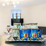Modern 1 Bedroom Apartment North London