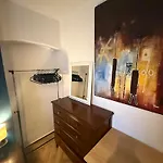 Stylish Flat In Central London!