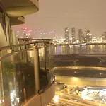 Luxury 1 Bedroom Apartment In London With Free Parking