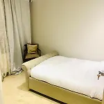 Large Self-Contained Cozy Studio