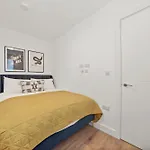 Stylish & Spacious Modern Apartments Near Dalston Kingsland Station