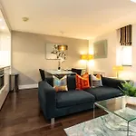 Modern Central 1Br Flat, 2Min Tube