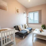 London City Escape - Stylish 2 Bedroom Apartment