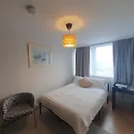 4 Bedroom Flat Near Parks&Transportation - 7 Ppl
