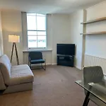 One bedroom flat zone 1/2