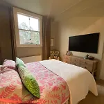 Stunning Flat For Families