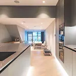 Soho Living - Stylish Duplex 2-Bedroom Apartment In Vibrant Soho