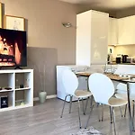 Lovely 1 Bedroom Apartment Facing Regents Park Central London By Wild